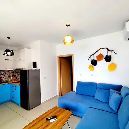 Blue Perfekt Only 30 M To *